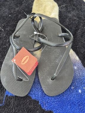 Havaianas Men’s Black Strappy Flip Flops